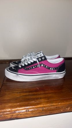 Vans paralyzed