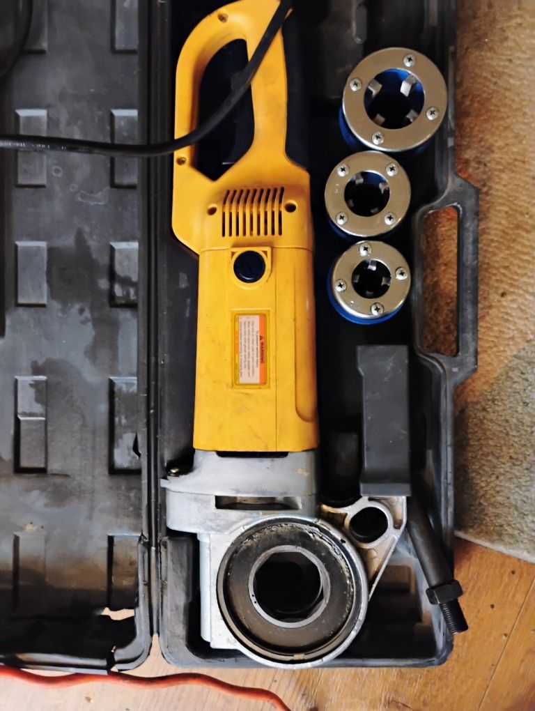 Electric Pipe Threader