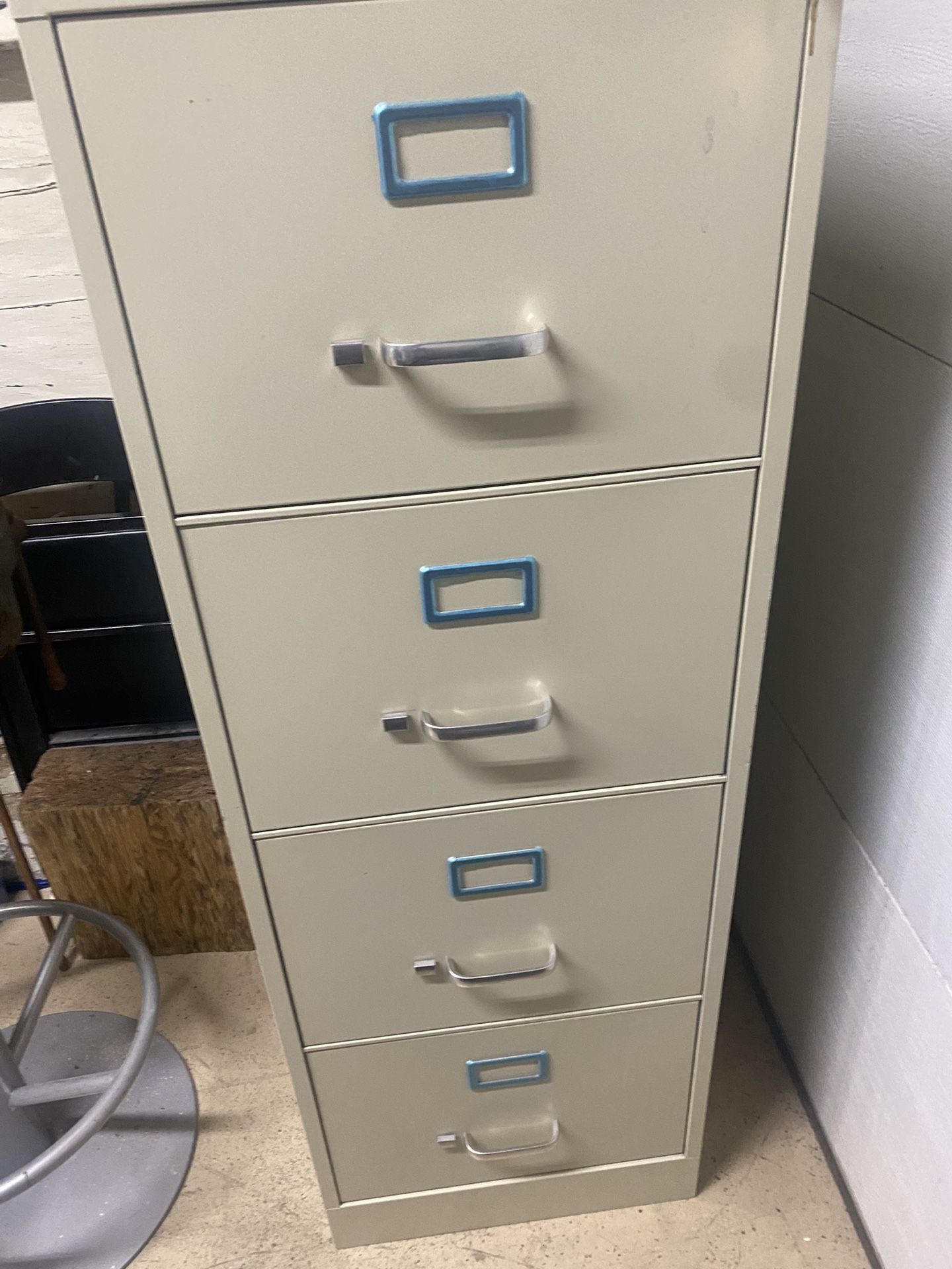 Office Max Commercial 4-Drawer Vertical File Cabinet,