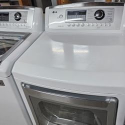 LG Washer And Dryer Electric 