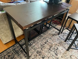 Table with stools