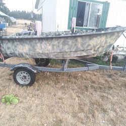 10ft Livingston Boat With Trailer