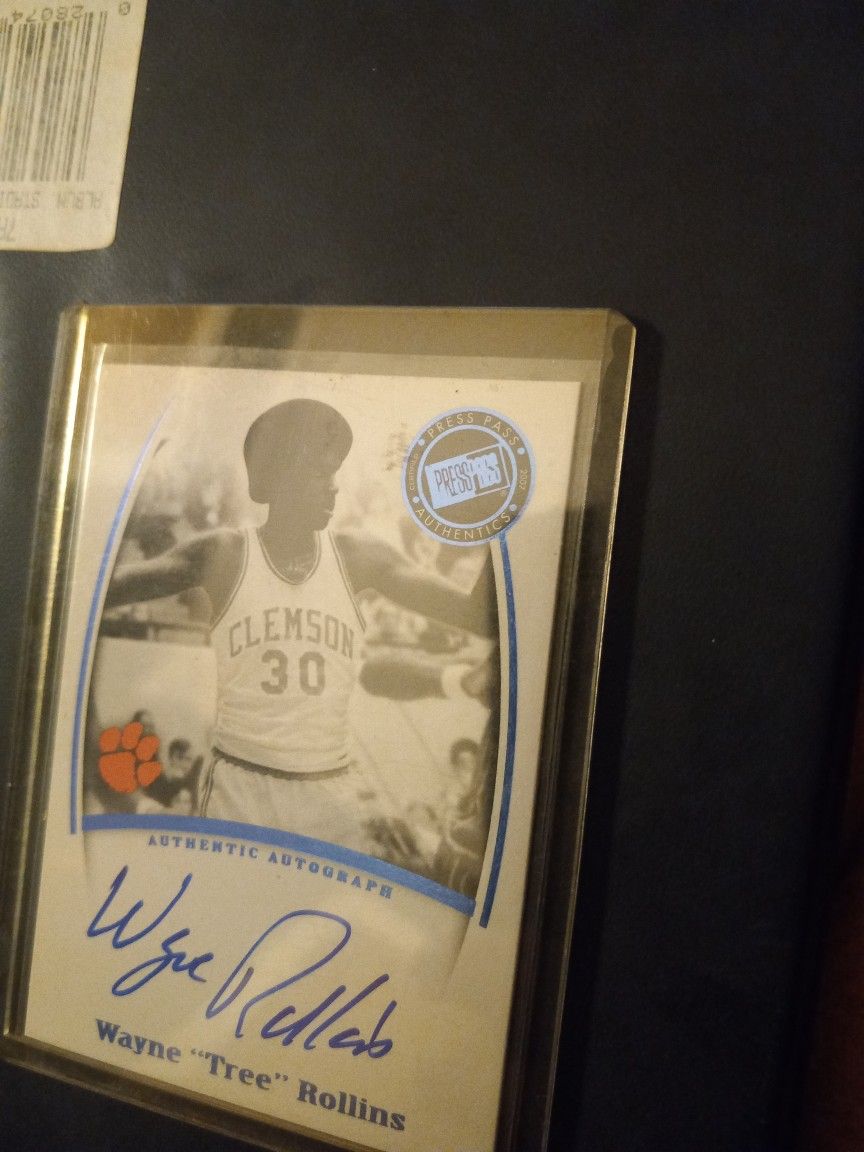 Clemson Legend.  Autograph 