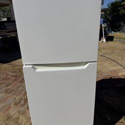 Frigidaire Fridge