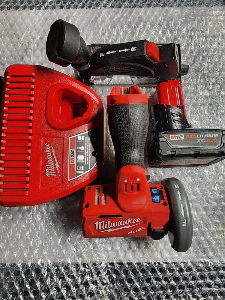 Milwaukee M12Fuel CutOff Tool Battery&Charger 