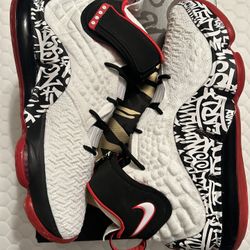 Nike Lebron 17 - Graffiti - Size 12.5