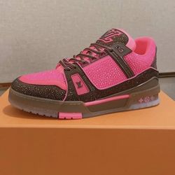 Louis Vuitton Womens Size 7 And 7.5