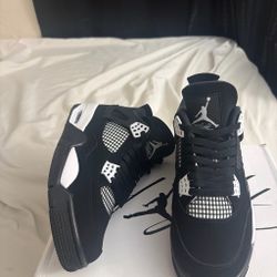 jordan 4 white and black
