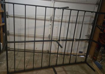 Full metal bed frame