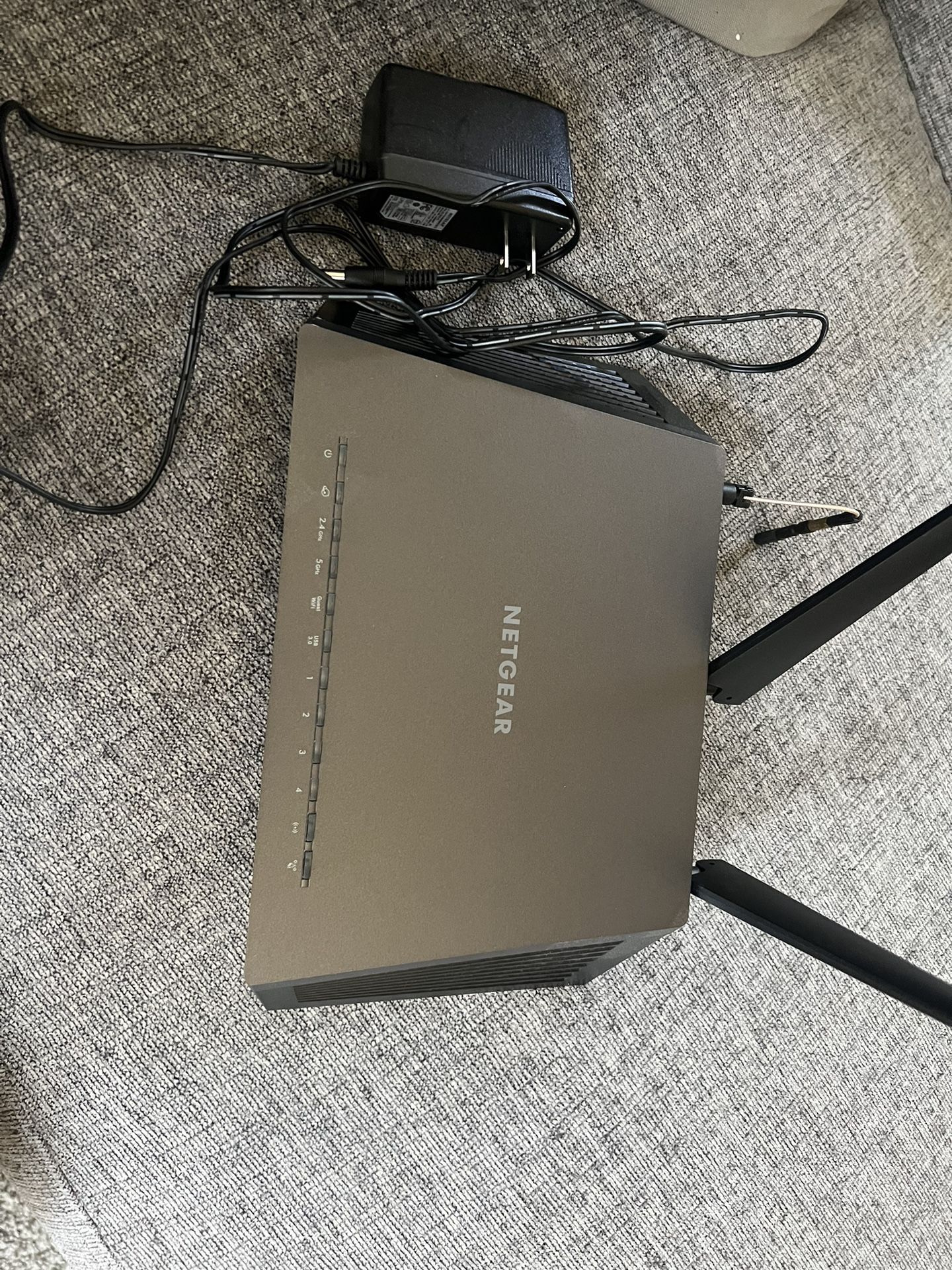 Nighthawk AC1900 R6900p Router 