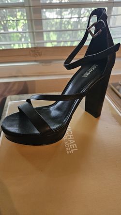 Micheal Kors Heels 