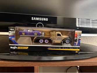 Hot wheels lowrider hauler