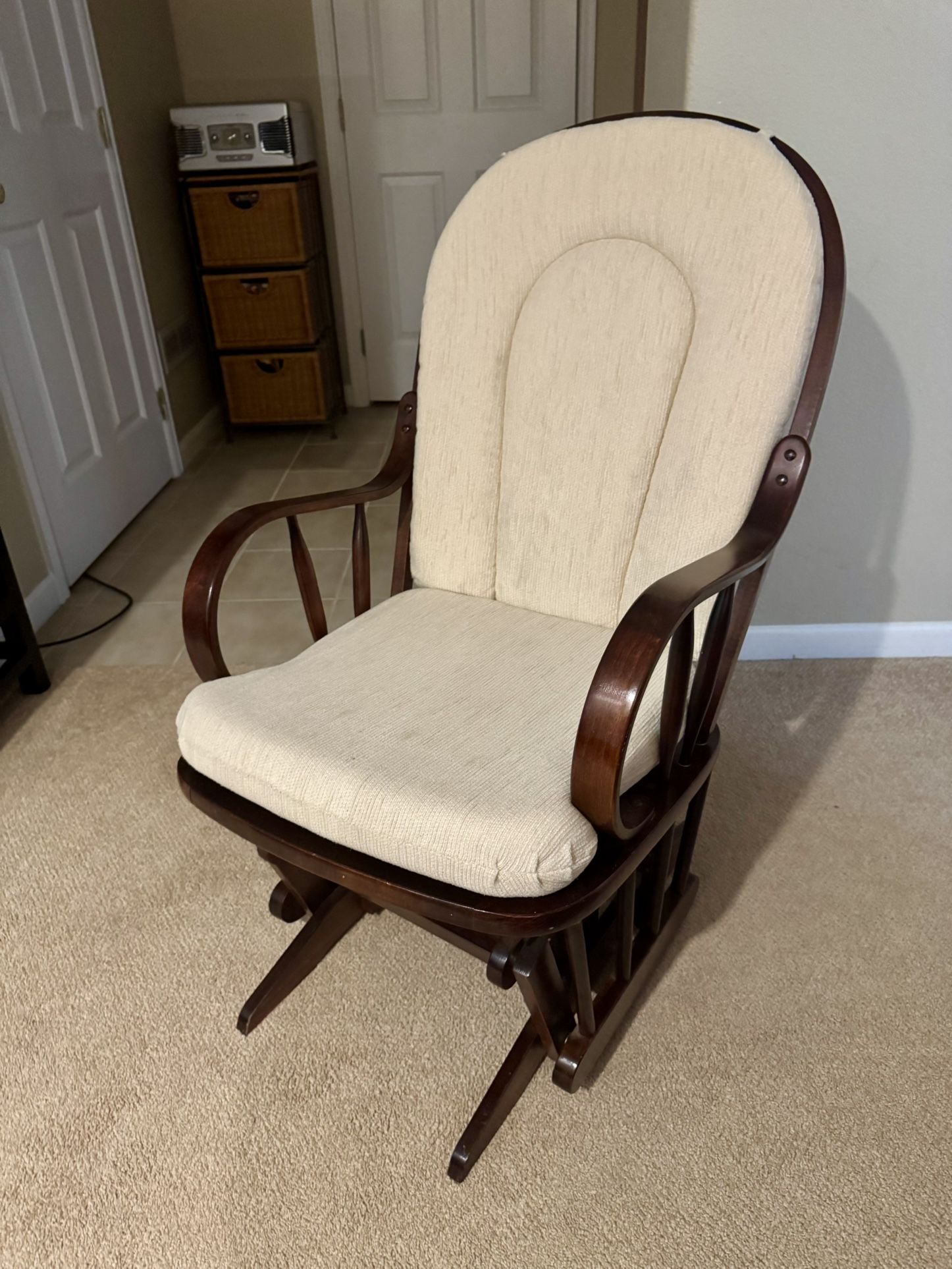 Sturdy Wooden Rocking Chair – Great for Nursery or Kids Room