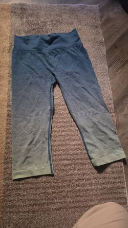 Brooks Womens Blue Ombre Capri Leggings Style 220972