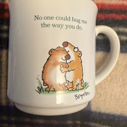 Vintage coffee mug “No one could hug me the way you do" 
