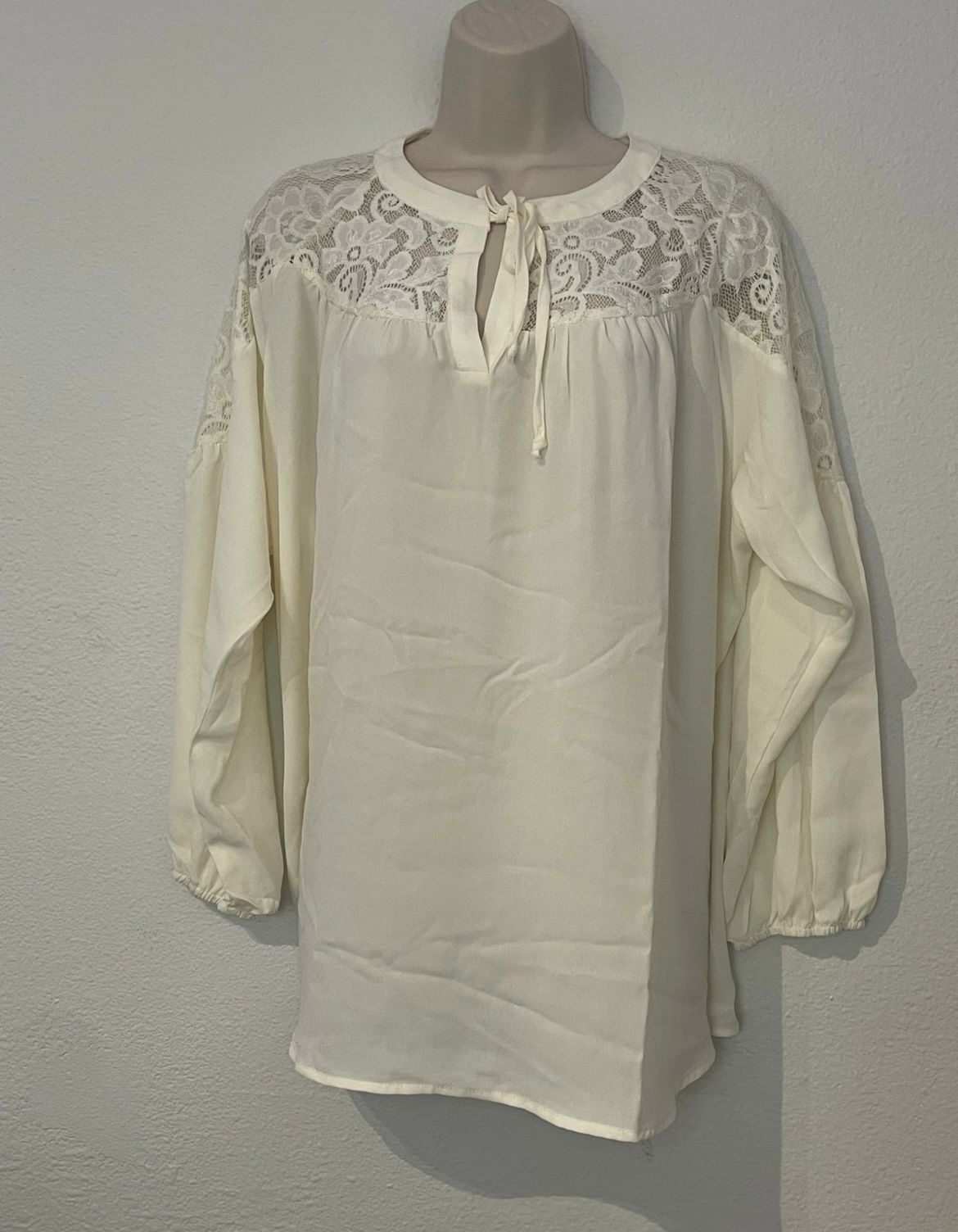 Cure Women Tunic/ Camisole Ivory Summer Lace Plus Size XL. (AL)