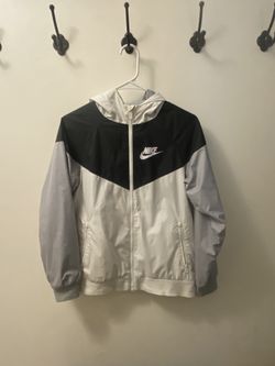 Boys Nike Windbreaker - Large