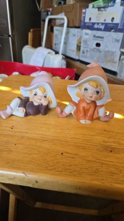 Vintage 1970s Homco Elf/Pixie Set