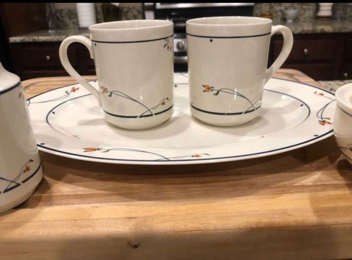Gorham Ariana fine China dinnerware collection town and country for Sale in Tulare, CA OfferUp