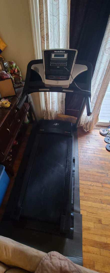 NordicTrack Treadmill For 200 Price Negotiable