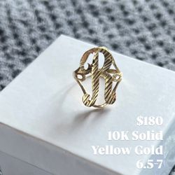 Letter R Gold Ring 