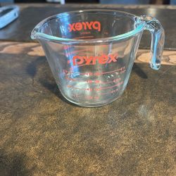 Vintage Pyrex 1 Cup Measuring Cup 