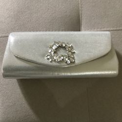 Silver Clutch 