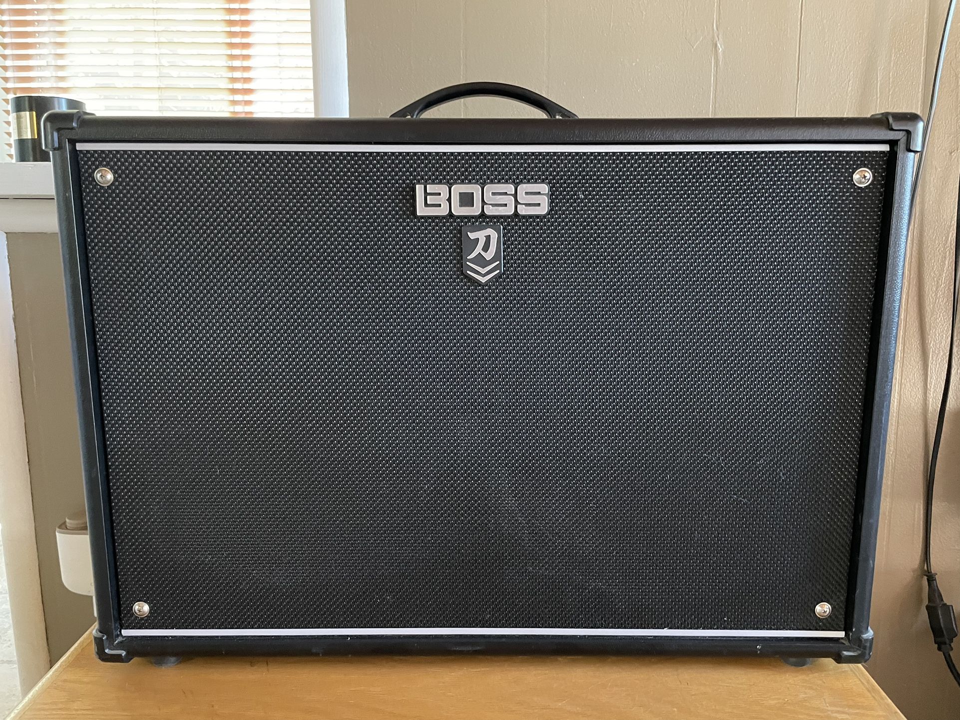 Boss Katana 100/212 MkII 2x12” 100-watt Combo Amp + Boss GA-FC Foot Controller