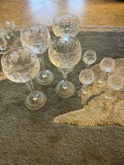 8 Piece Matching Vintage Nachmann Wine And Cordial Glass Set