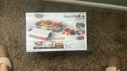 SnackleBox 2 Piece Set With Cutting Board Lids
