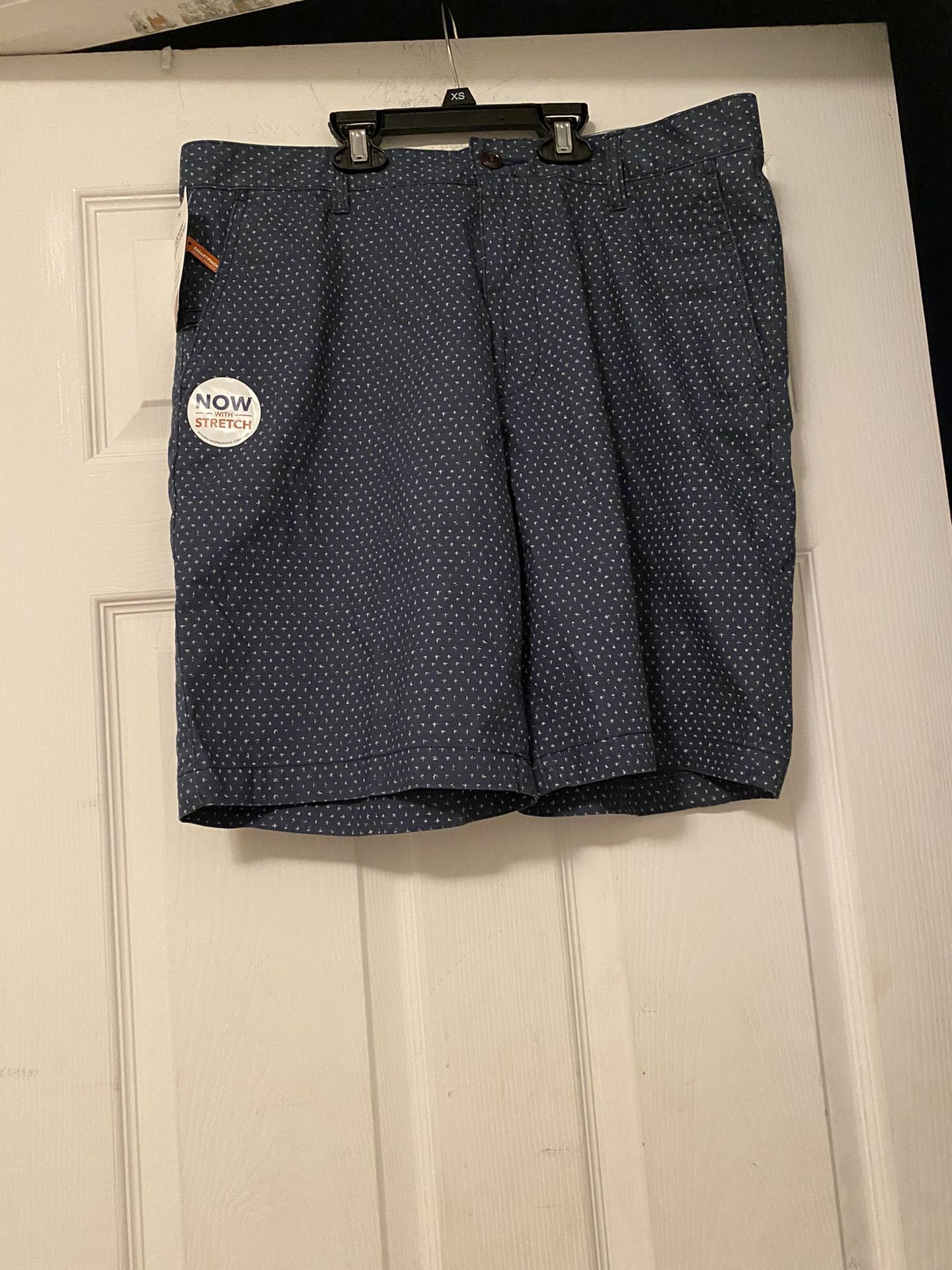 Men’s Shorts Size 34 By Dockers