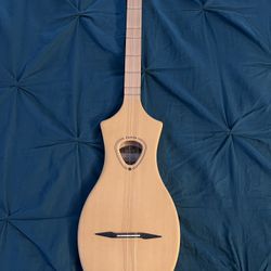 Seagull M4 Spruce Dulcimer Natural