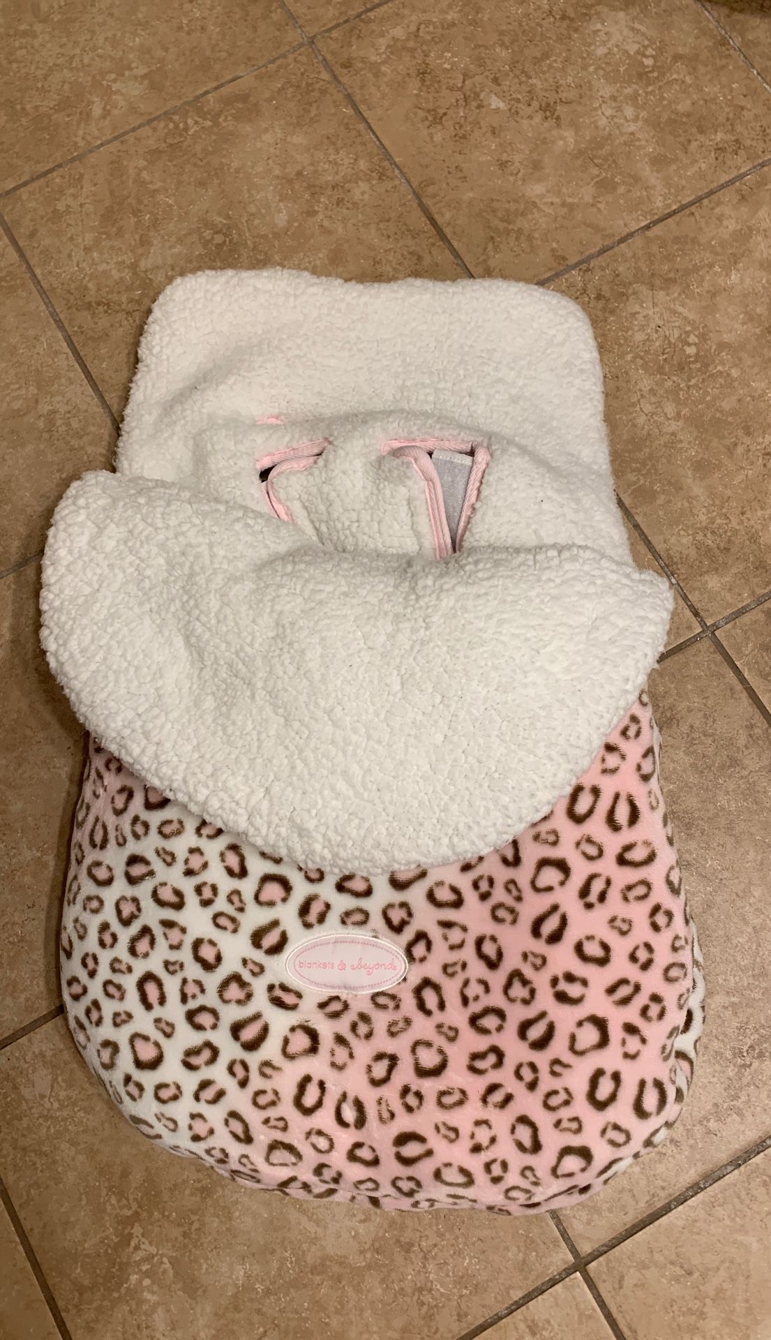 Blankets & Beyond Snuggles Baby car seat comforter