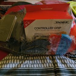 Nintendo Switch With Dock And Charger Plus Lots Of Accessories 