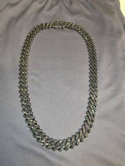 Cuban Prong Link Iced Chain