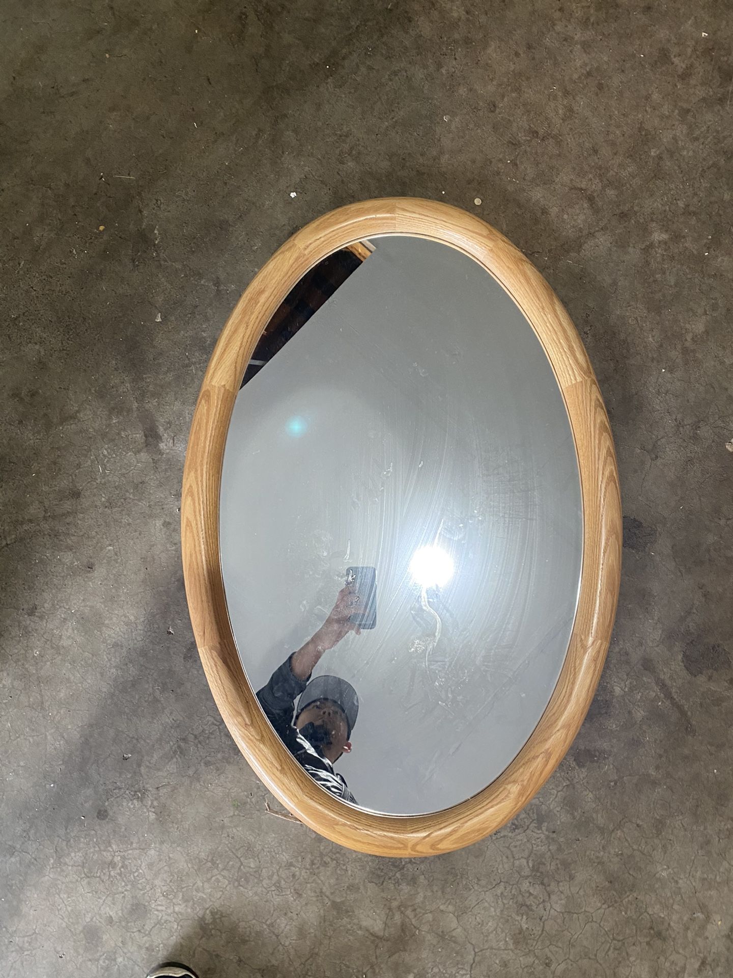 Oval mirror