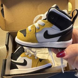 Baby Jordans Size 3C