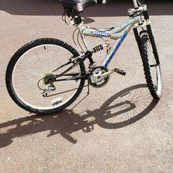 Pacifica 3000YX Suspension Bike