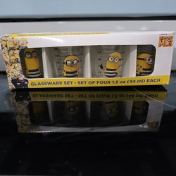 Set of 4 shots glasses