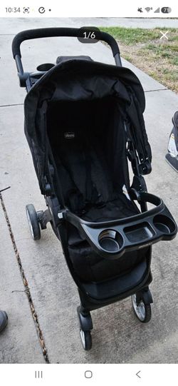 Chicco carseat with stroller and base