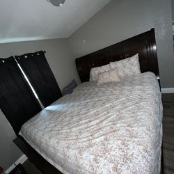 Full Bedroom Set With Mattress