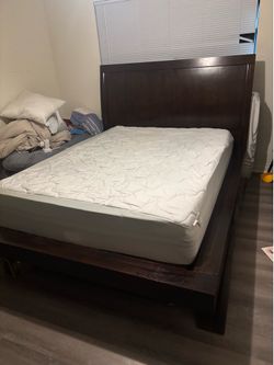 Queen bed with mattress