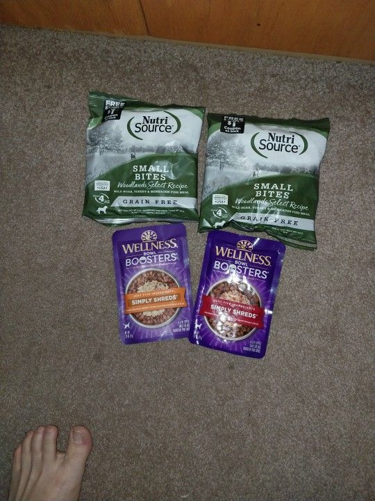 Nutrisource Small Breed Pet Food Bundle 