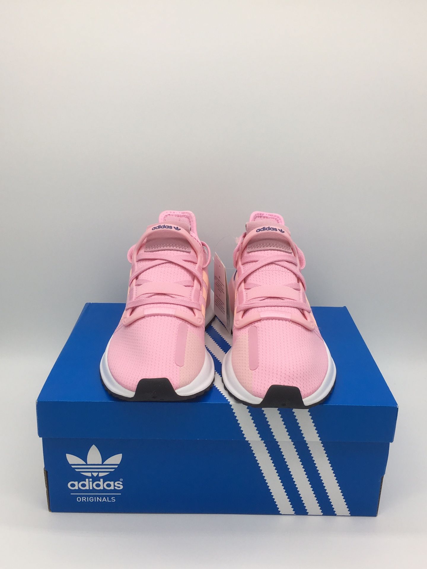 Adidas Original U_Path Run Shoes Women’s Size: 7