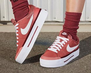 Women's Nike Legacy Lift Shoes