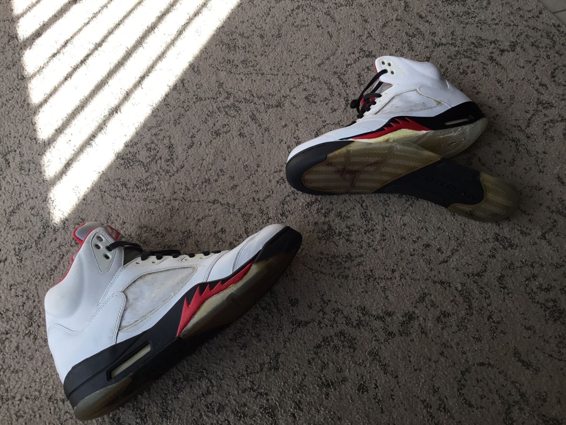 Damaged Fire Red Jordan 5