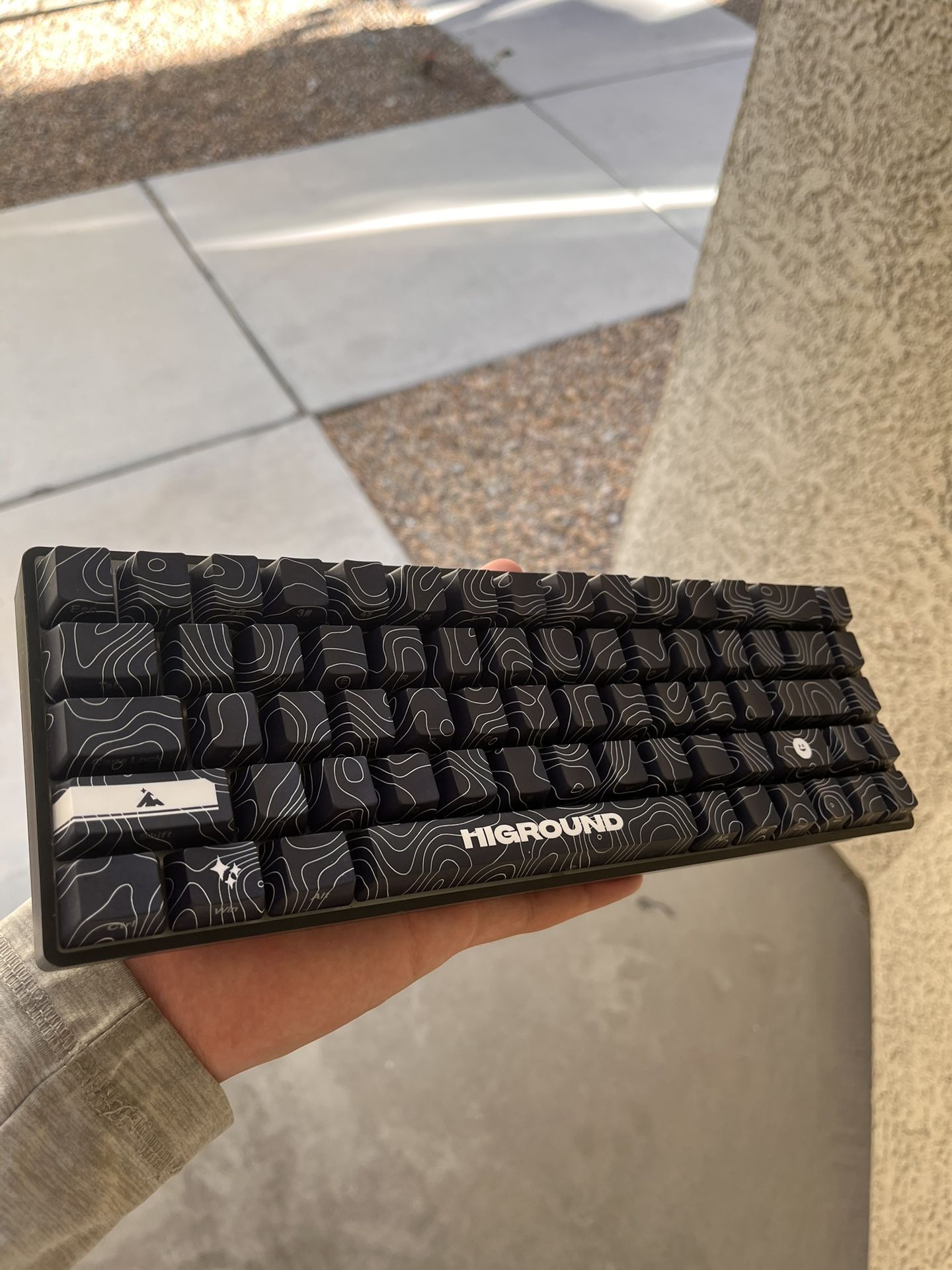 Higround Black ice Gaming Keyboard 80$