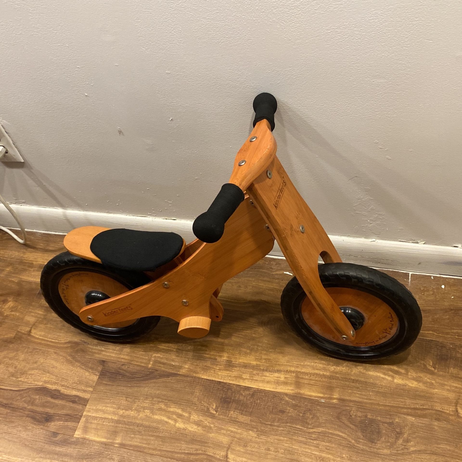 Kinder Feets Balance Bike