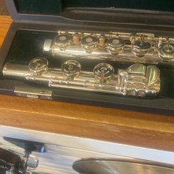 Pearl Pf-765 Flute 