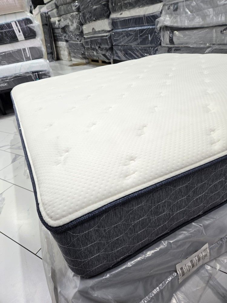 King Sizes Mattress And Box Spring